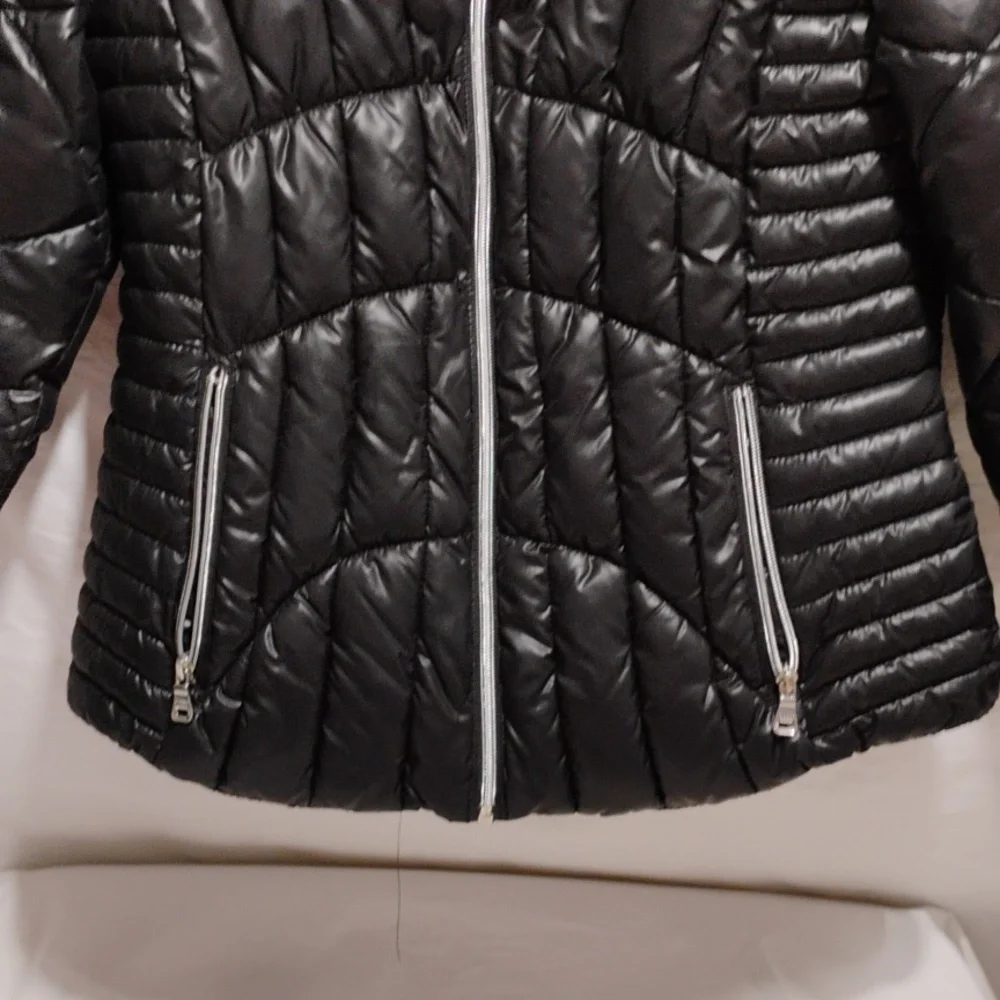 Guess Black Puffer Coat W Silver Detail Sz.M Gently Worn - Picture 5 of 15
